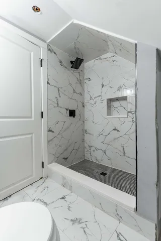 $299,000 | 5715 South Hoyne Avenue, Chicago, IL 60636