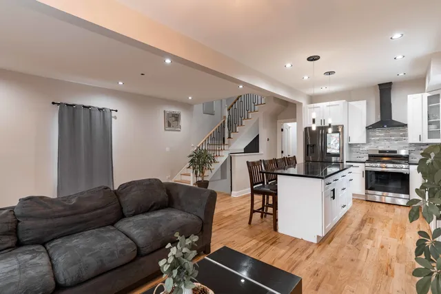 $299,000 | 5715 South Hoyne Avenue, Chicago, IL 60636