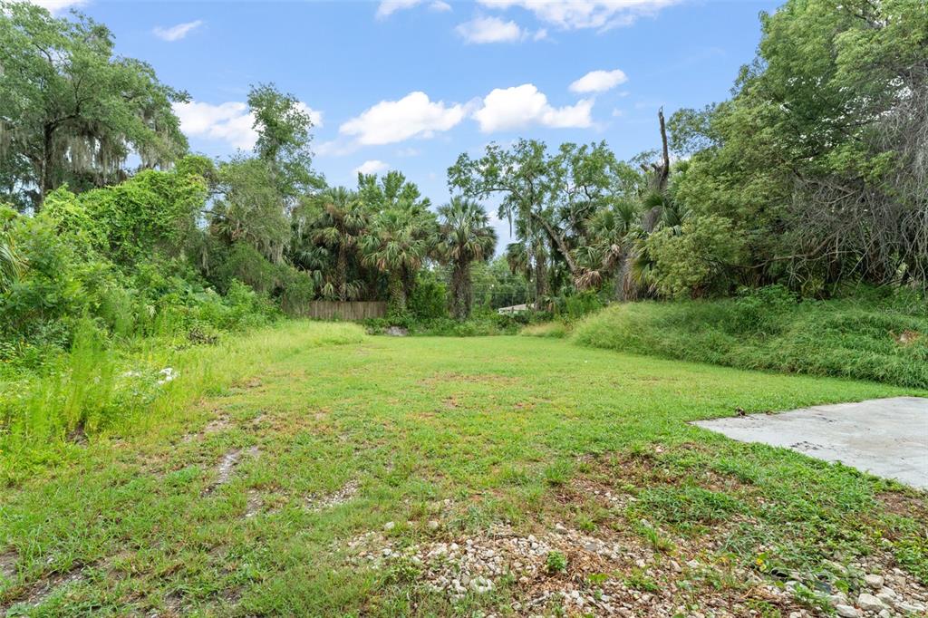 247 Toms Road DeBary, FL 32713 - Photo 27 of 31 a view of outdoor space and yard