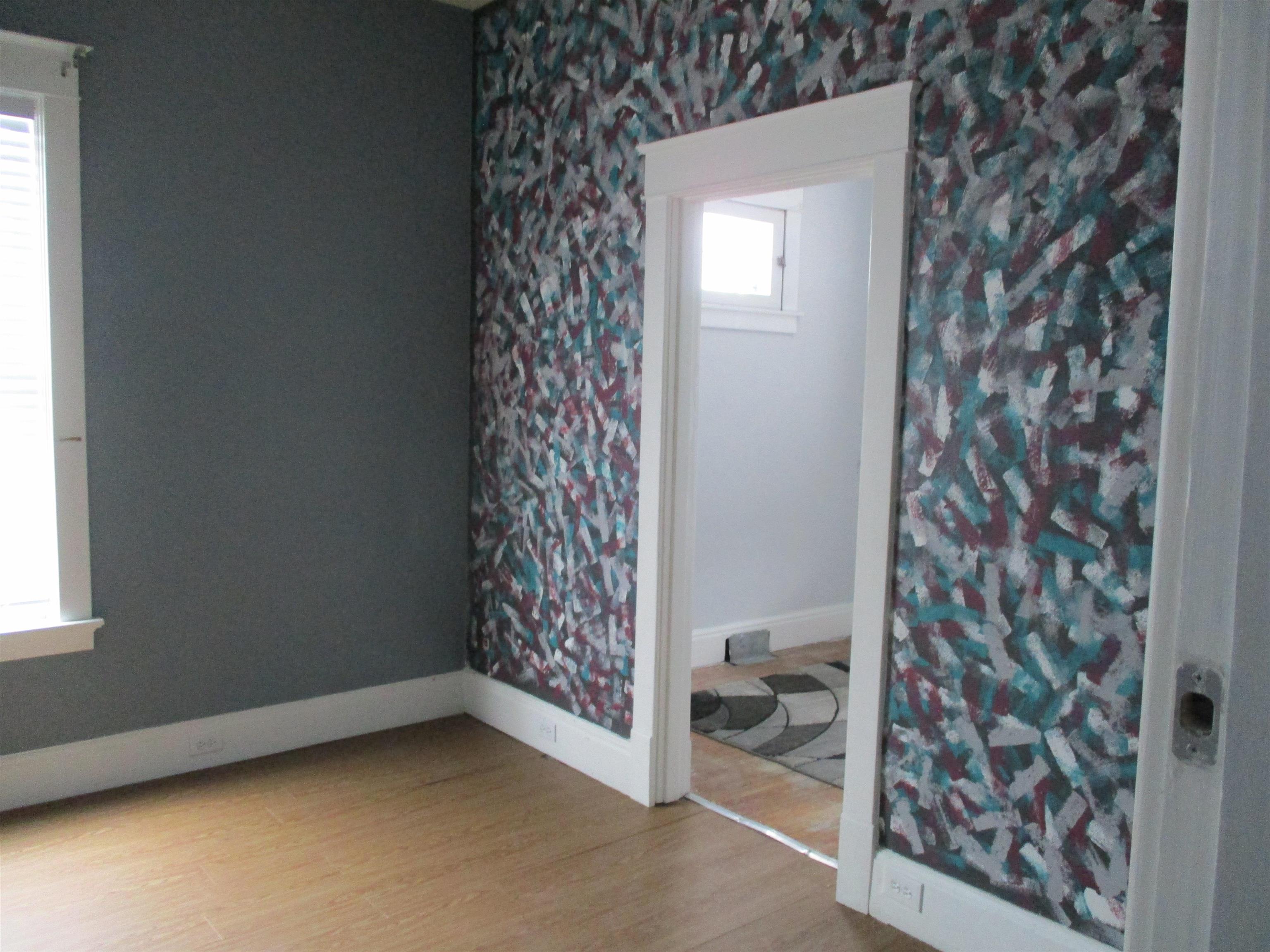 622 Stanton Street Bay City, MI 48708 - Photo 5 of 19 Gallery Image 5