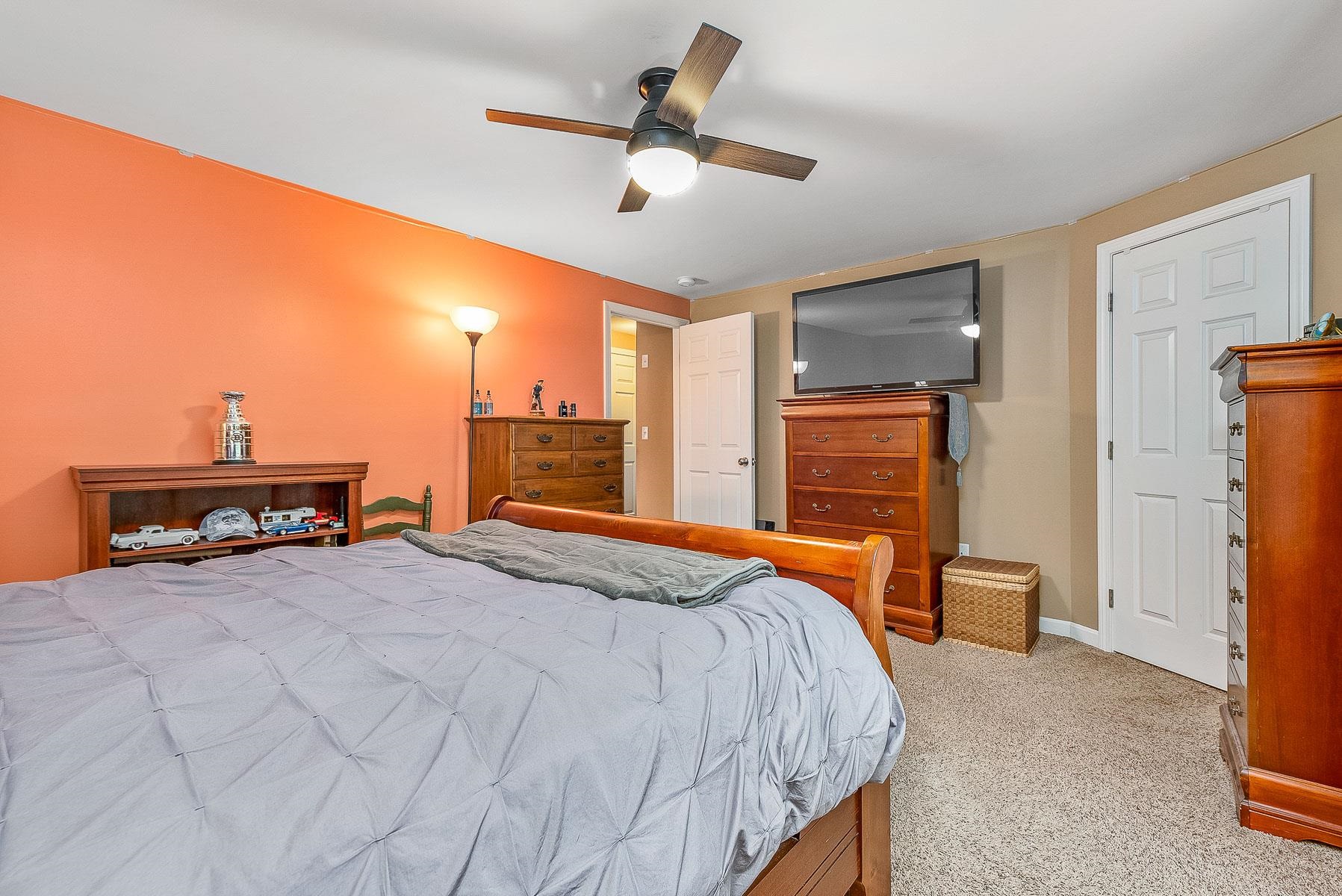 138 Exeter Road, Unit 12 Epping, NH 03042 - Photo 15 of 28