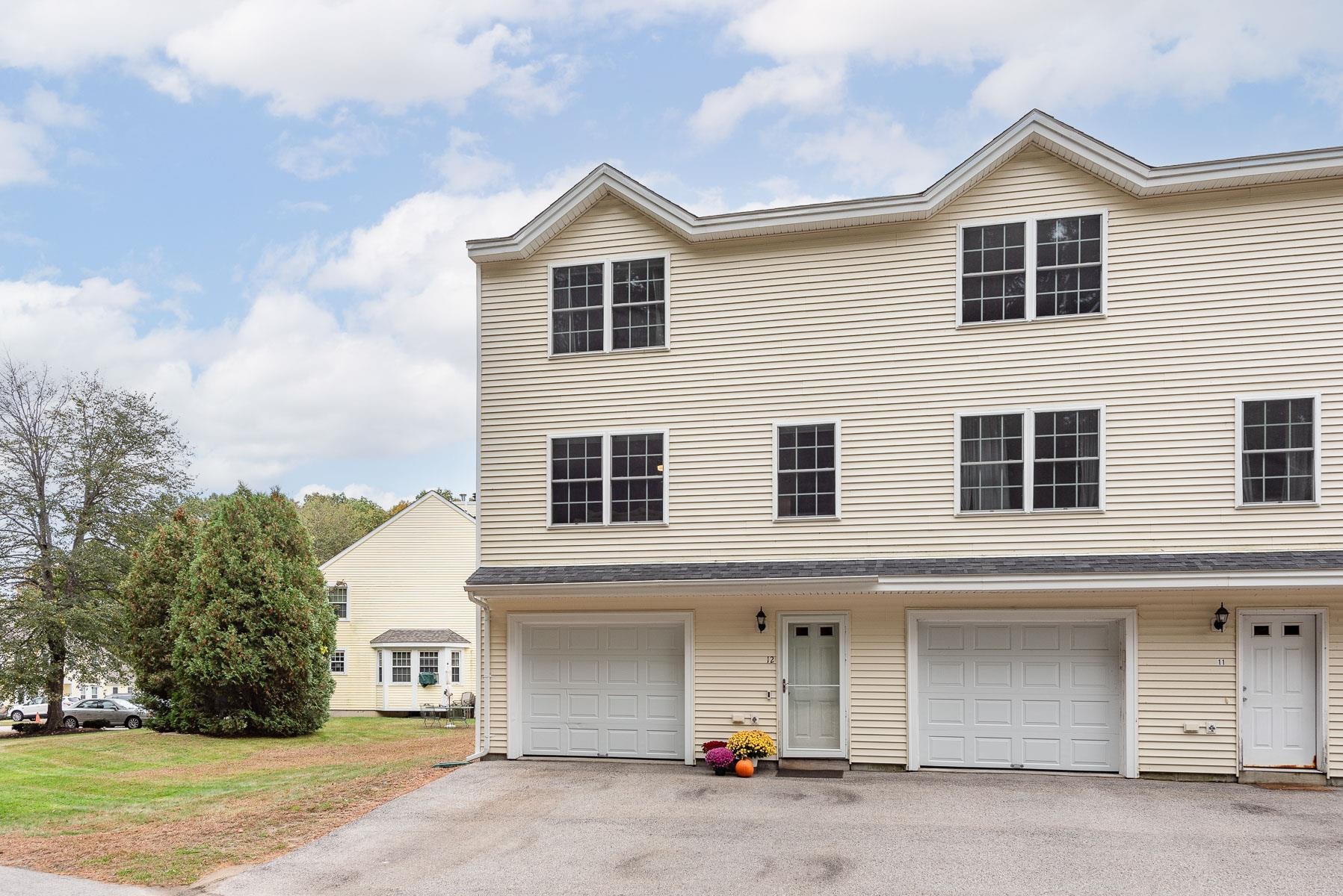 138 Exeter Road, Unit 12 Epping, NH 03042 - Photo 2 of 28