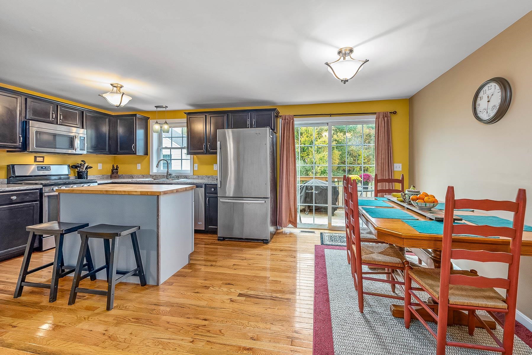 138 Exeter Road, Unit 12 Epping, NH 03042 - Photo 28 of 28
