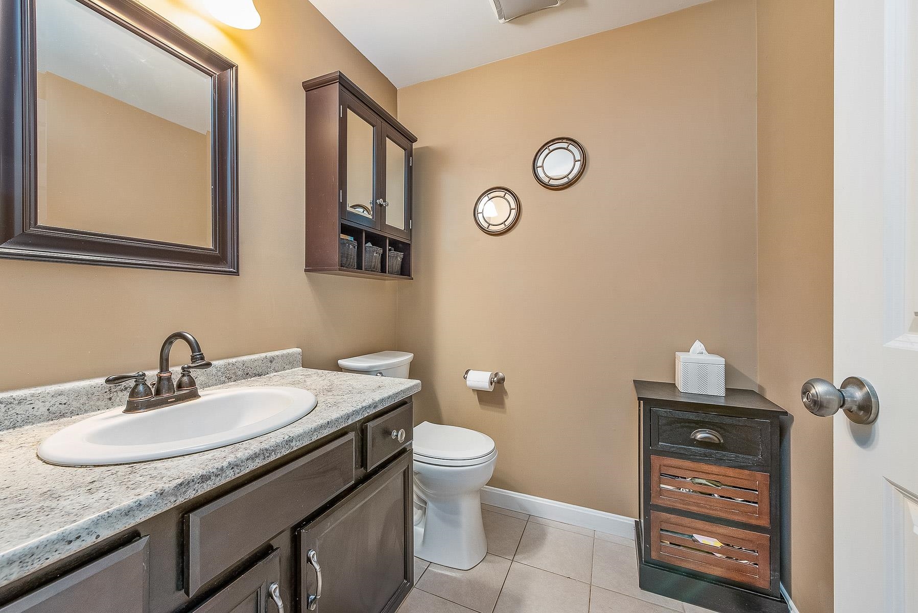 138 Exeter Road, Unit 12 Epping, NH 03042 - Photo 9 of 28