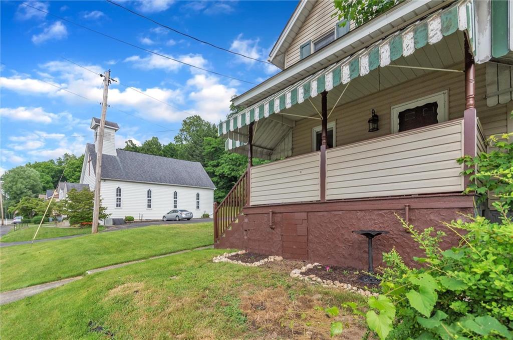 1796 Banning Road Dawson, PA 15428 - Photo 4 of 24
