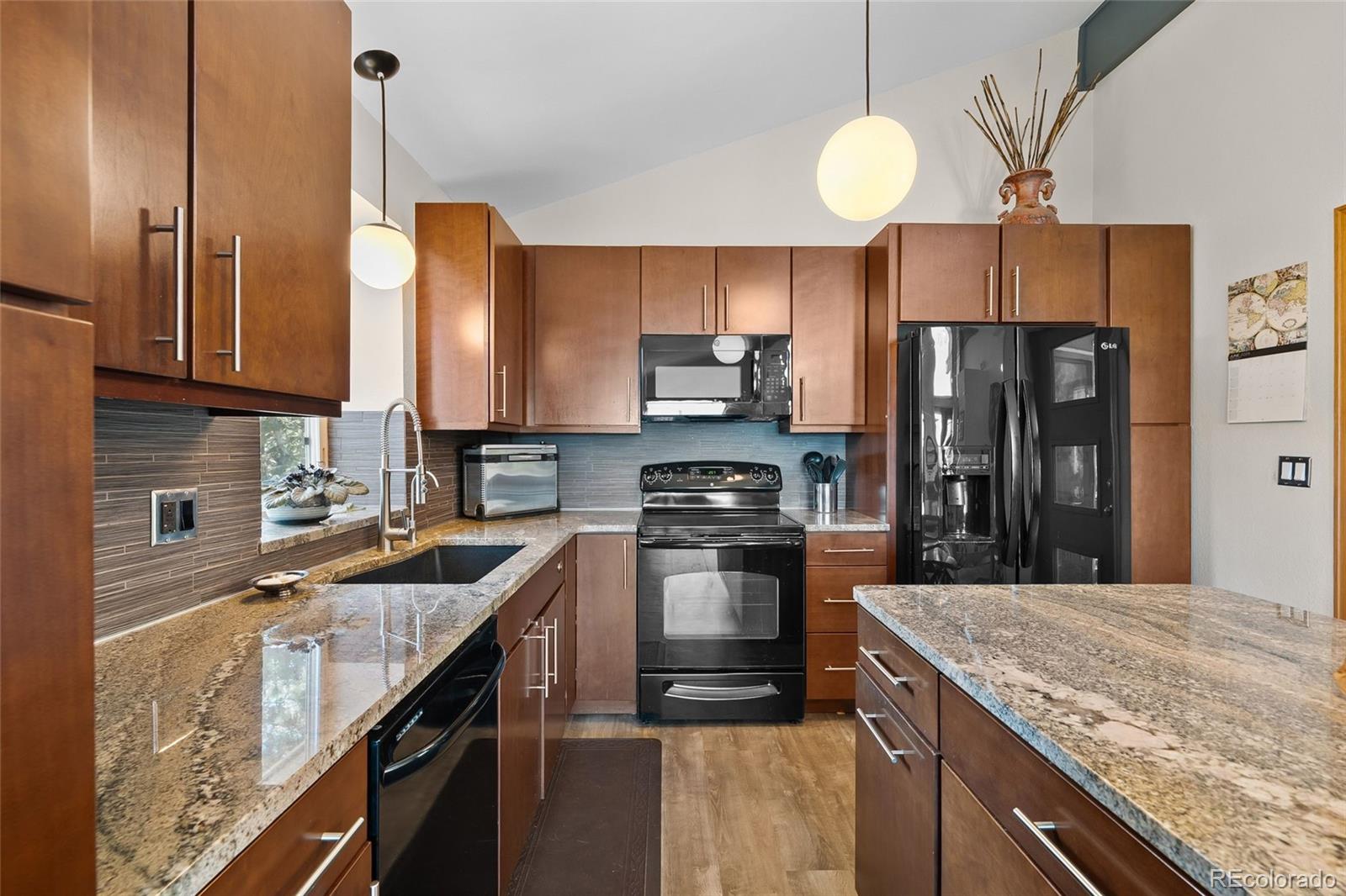 812 Aspen Road Golden, CO 80401 - Photo 13 of 43 Gallery Image 13