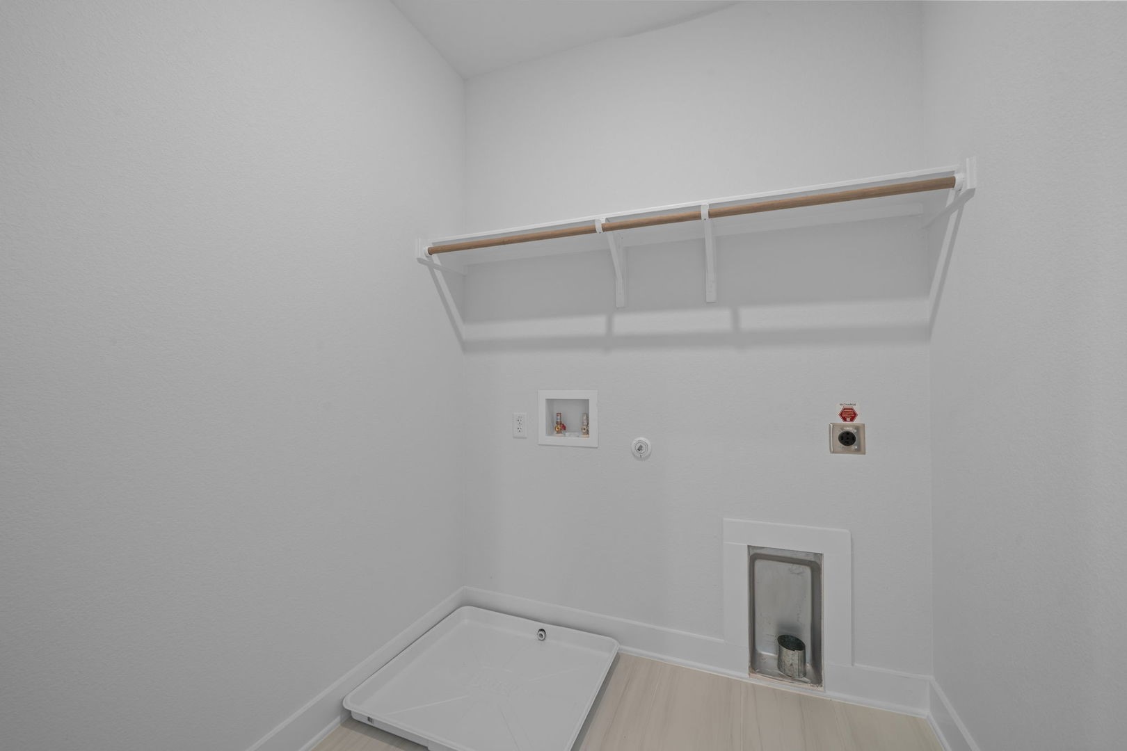 6312 Stockman Drive, Unit 5 Austin, TX 78747 - Photo 29 of 40 a view of small space
