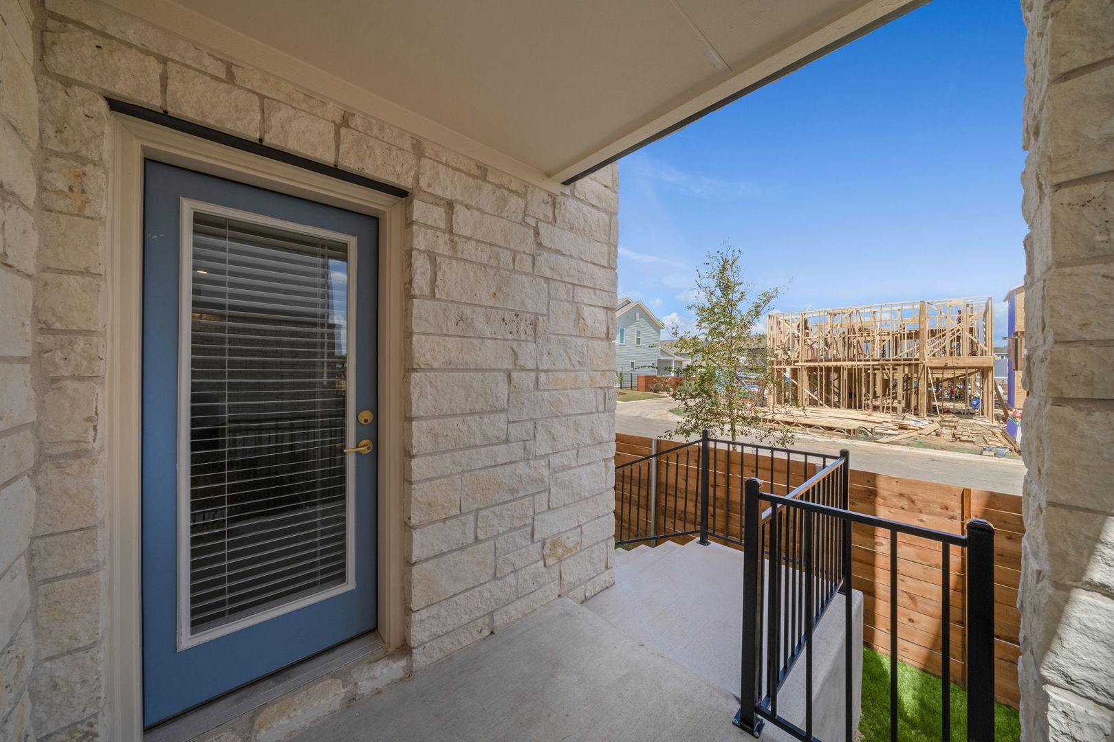 6312 Stockman Drive, Unit 5 Austin, TX 78747 - Photo 37 of 40 a view of balcony