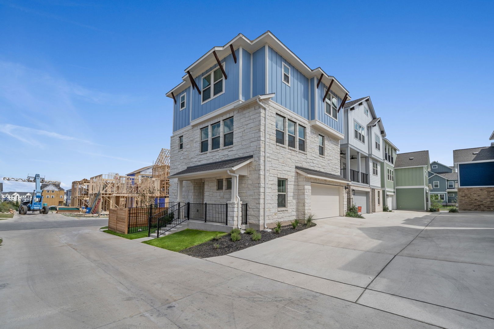 6312 Stockman Drive, Unit 5 Austin, TX 78747 - Photo 4 of 40