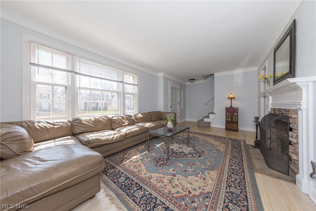 5251 Spencer Road Cleveland, OH 44124 - Photo 7 of 34