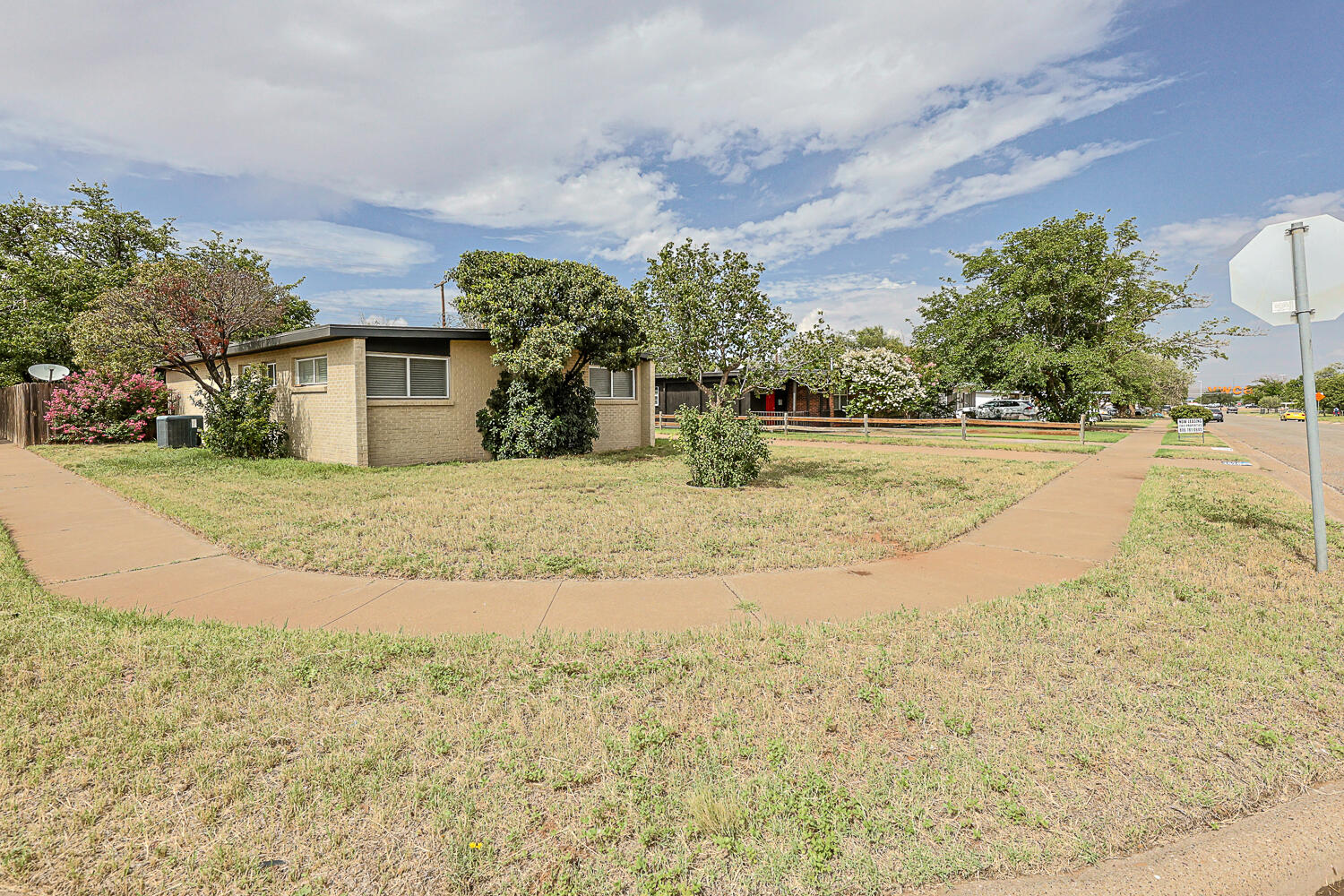 2526 63rd Street Lubbock, TX 79413 - Photo 5 of 54 2526 63rd ext-11