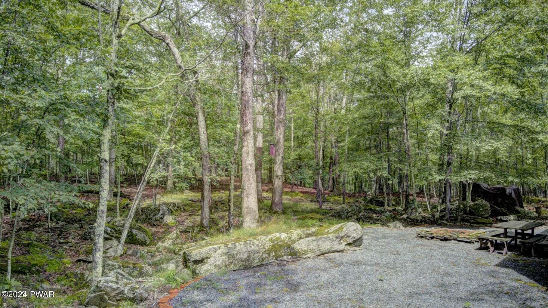 202 Tanager Road Lackawaxen, PA 18435 - Photo 20 of 43