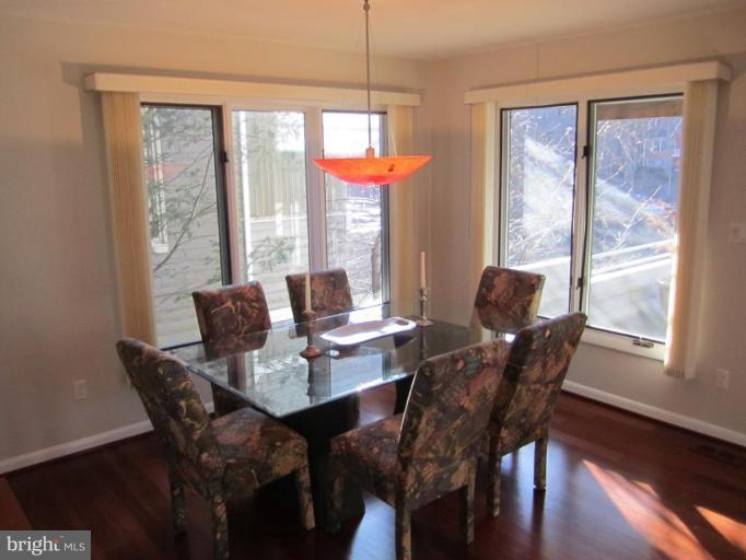1971 Lakeport Way Reston, VA 20191 - Photo 5 of 21 Dining Room