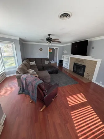 $259,900 | 31 East Lake Avenue, Minnesota Lake, MN 56068
