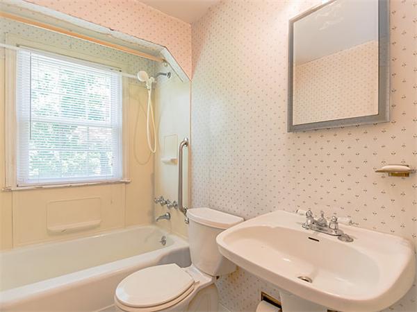 1187 Trapelo Road Waltham, MA 02451 - Photo 10 of 17 Gallery Image 10