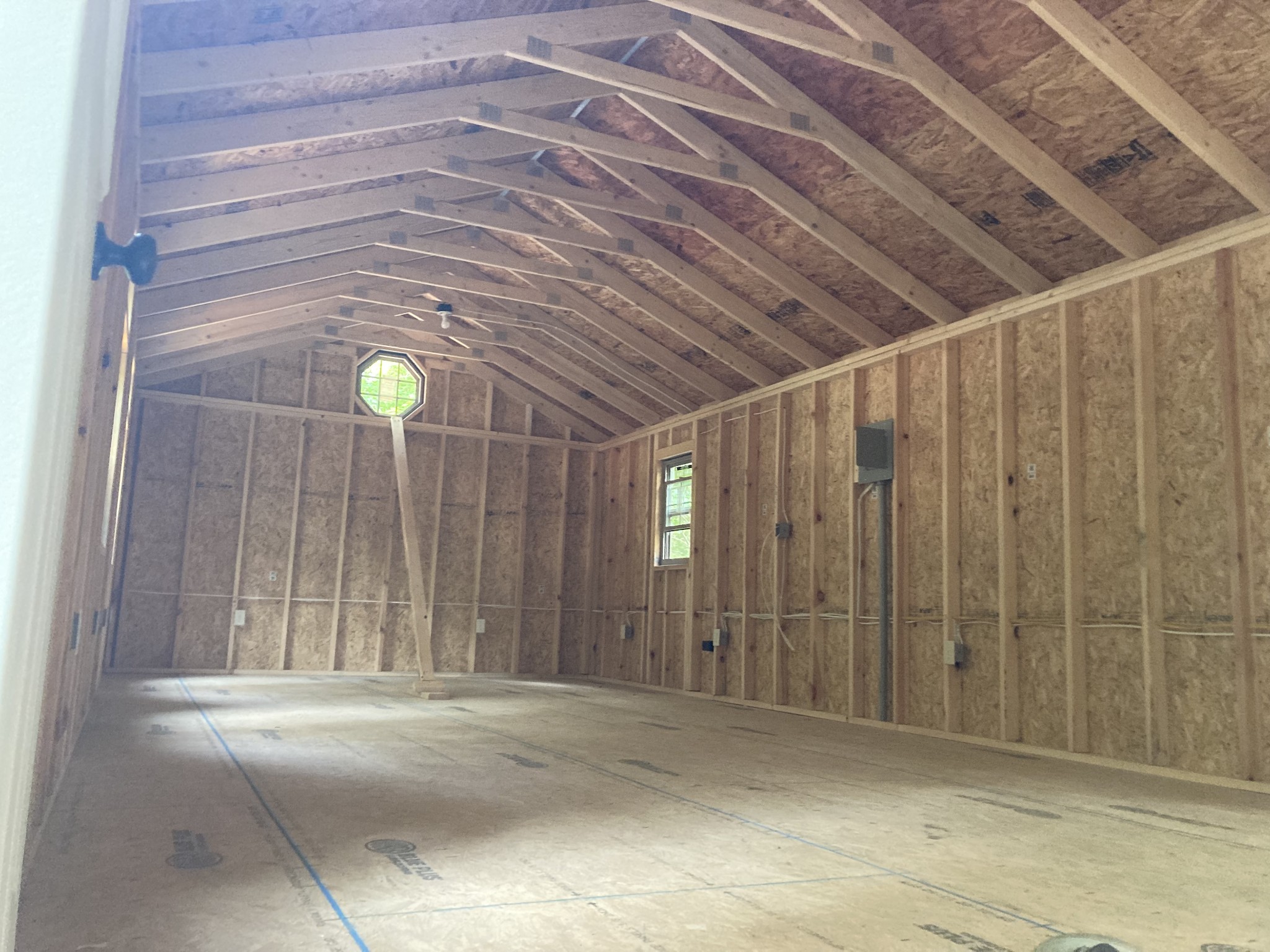 1346 Elliot Road Nunnelly, TN 37137 - Photo 11 of 12 a view of a garage