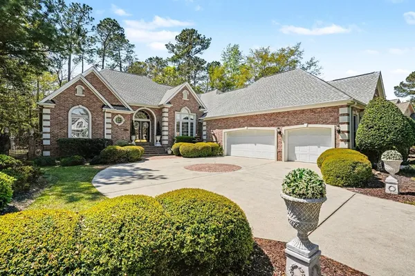 $989,000 | 180 Highwood Circle, Murrells Inlet, SC 29576