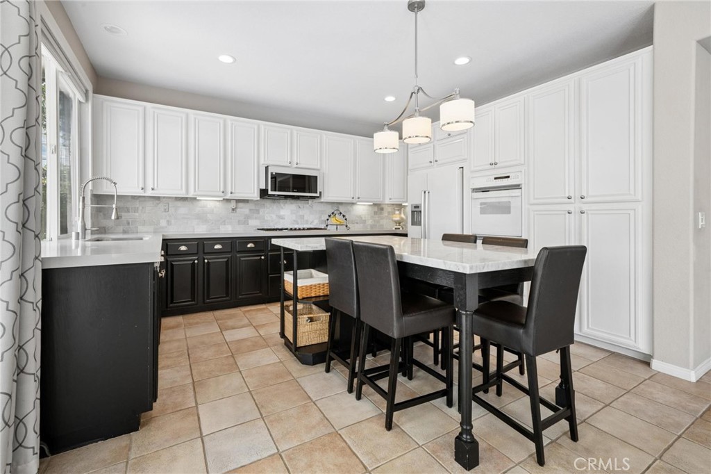 26044 Bates Place Stevenson Ranch, CA 91381 - Photo 20 of 75