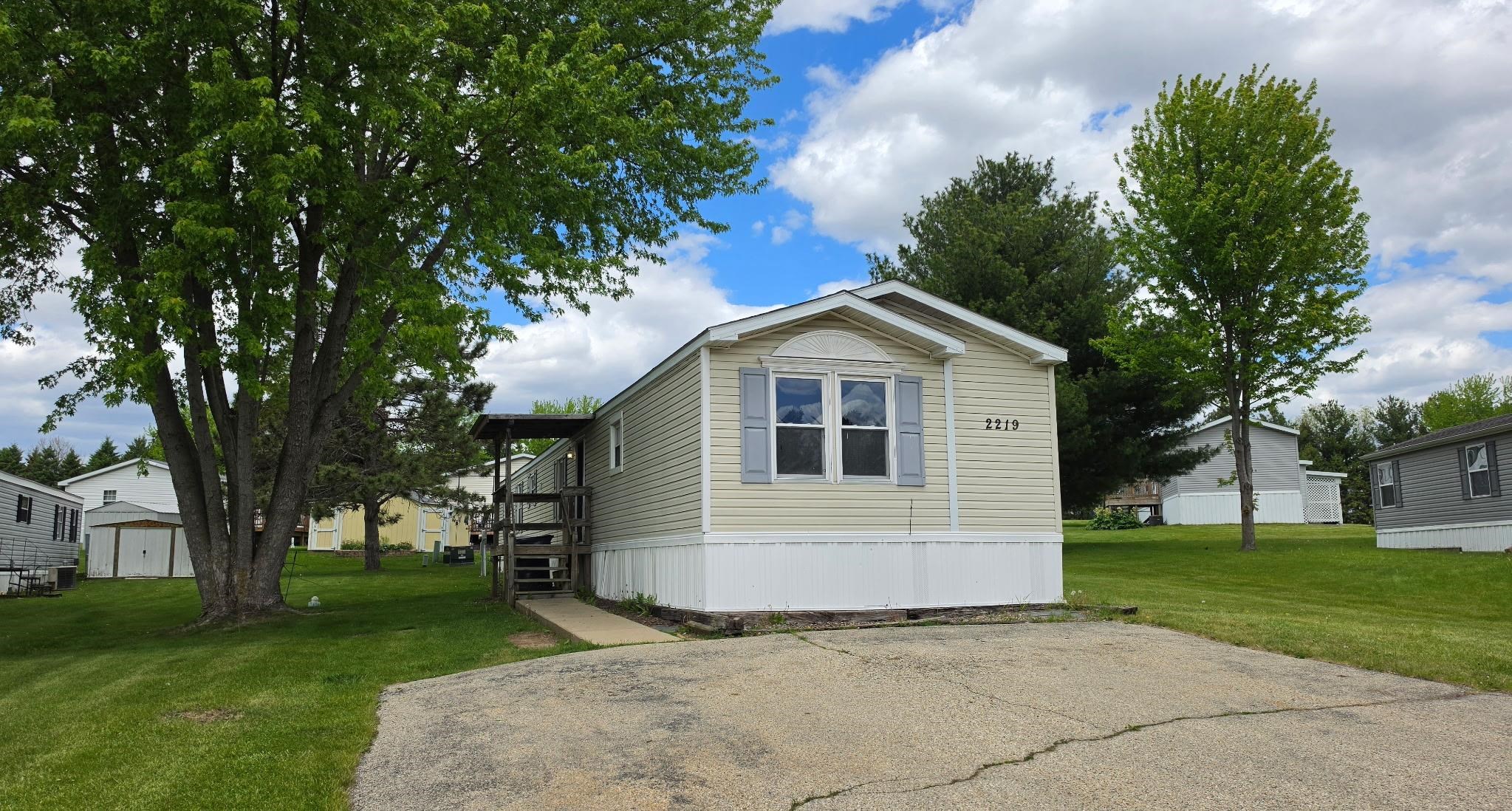 2219 Haven Monroe, WI 53566 - Photo 2 of 17