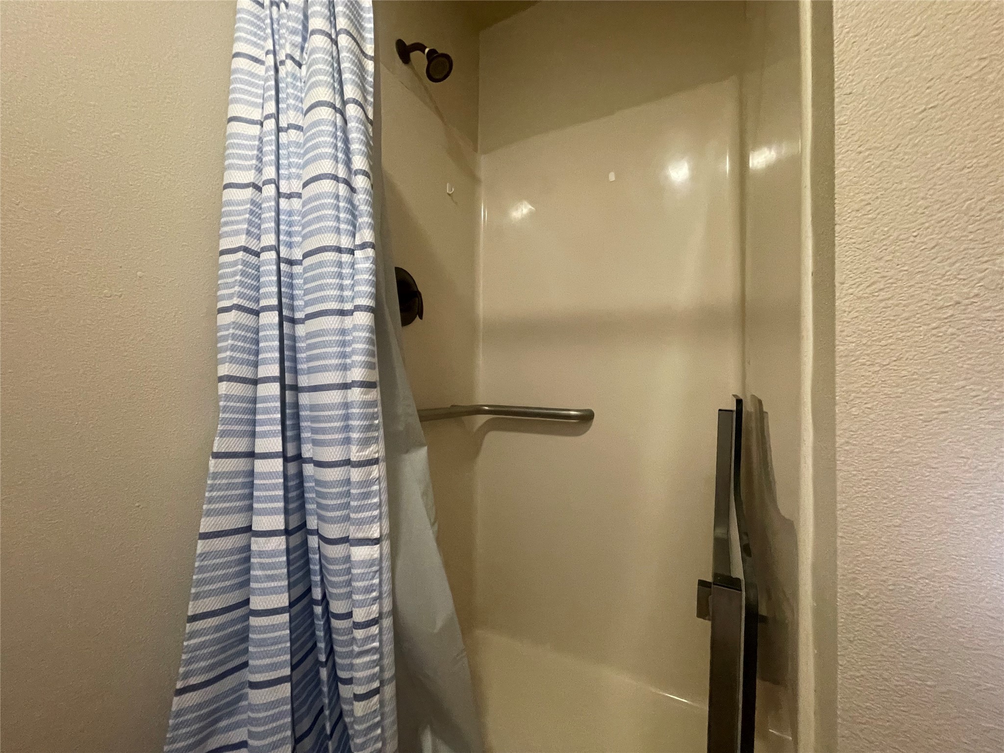 1104 Rorem Avenue Palacios, TX 77465 - Photo 17 of 20