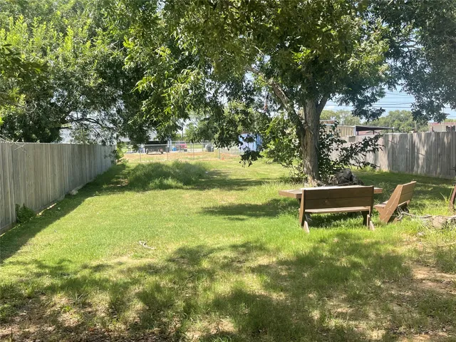 $239,000 | 1104 Rorem Avenue, Palacios, TX 77465