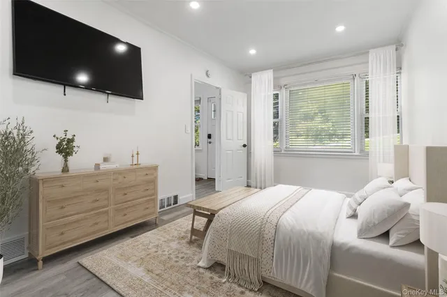 $599,000 | 6 Brookside Drive, Yorktown Heights, NY 10598