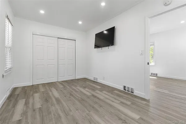 $599,000 | 6 Brookside Drive, Yorktown Heights, NY 10598