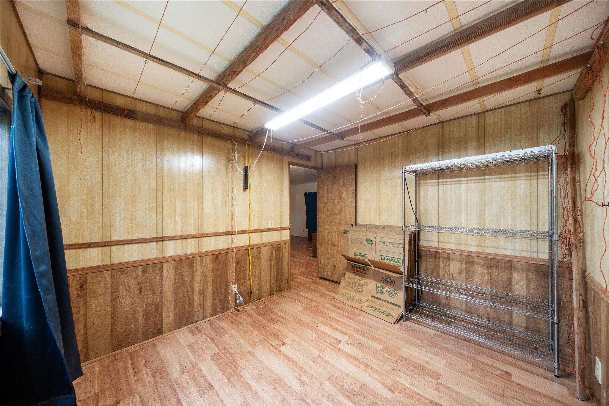 16578 Blue Horse Road Anderson, CA 96007 - Photo 19 of 22 19-BiggerFlow Real Estate Media-19