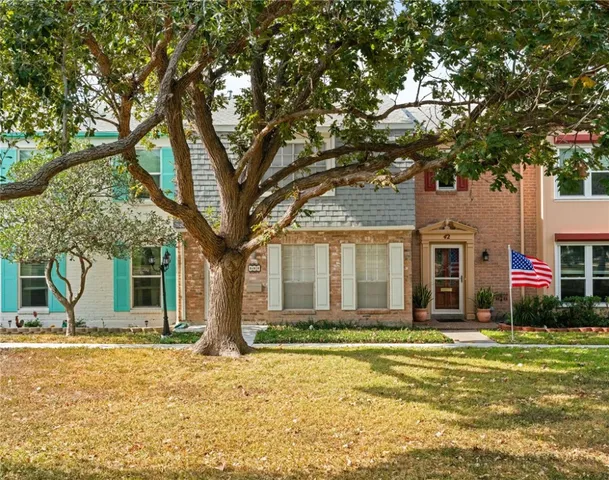 $165,000 | 41 Townhouse Lane, Corpus Christi, TX 78412