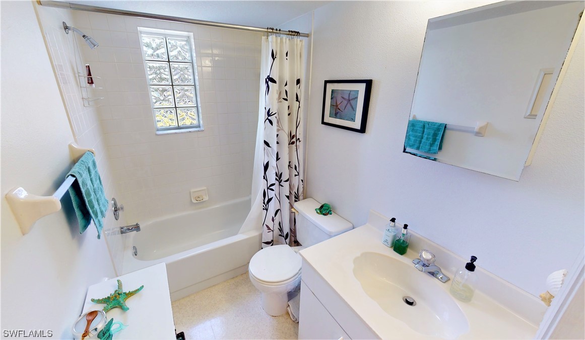 1051 Forrest Nelson Boulevard, Unit 101 Port Charlotte, FL 33952 - Photo 19 of 27