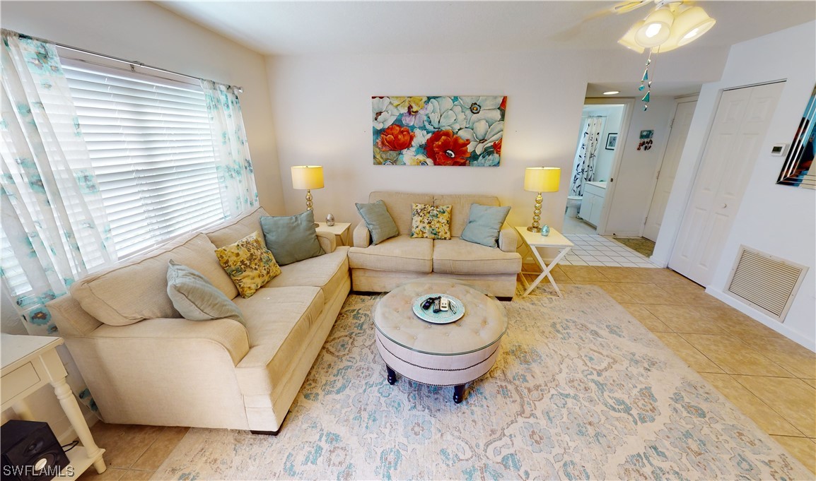 1051 Forrest Nelson Boulevard, Unit 101 Port Charlotte, FL 33952 - Photo 5 of 27