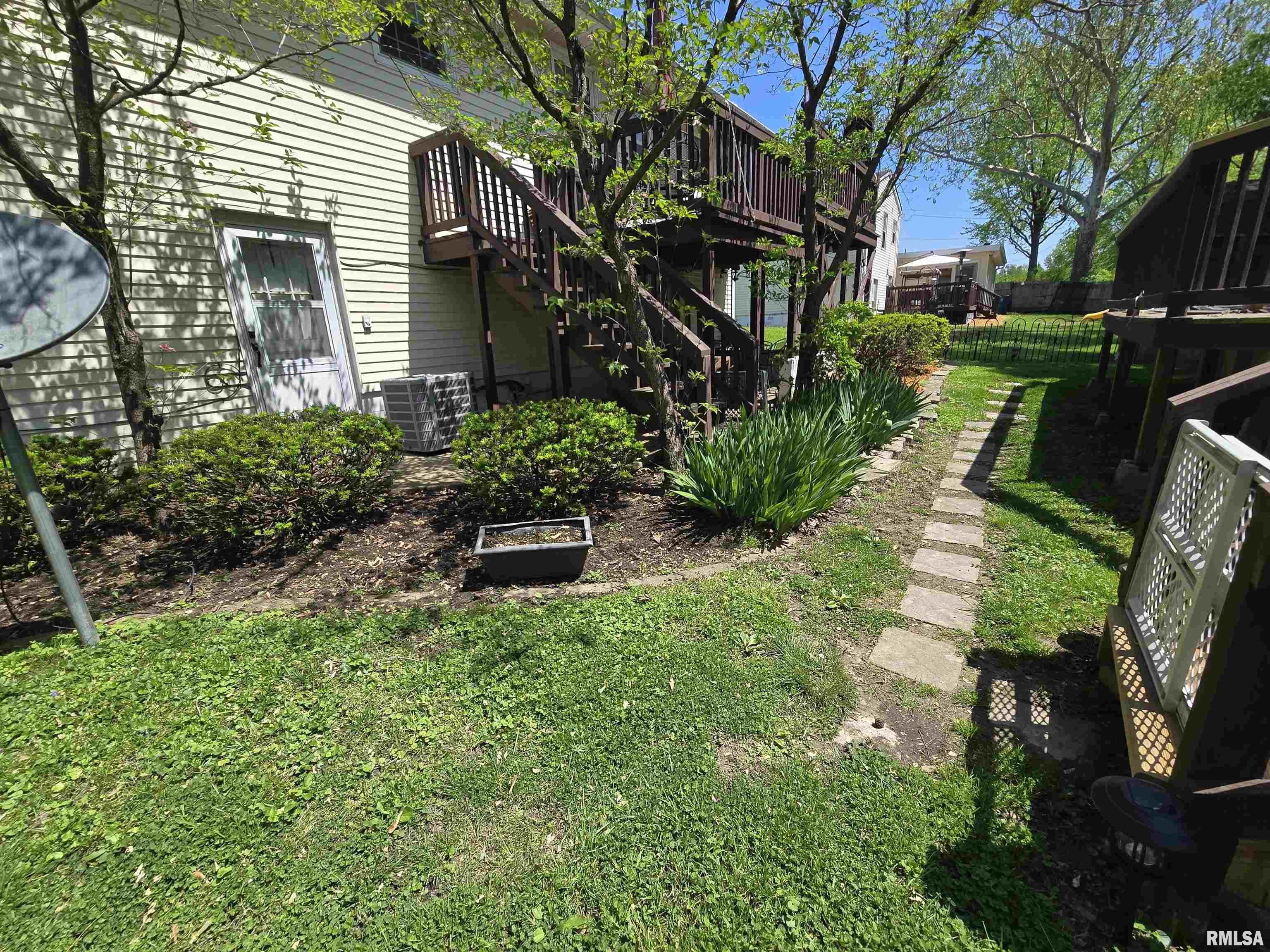 7 Circle Drive Mount Vernon, IL 62864 - Photo 56 of 62