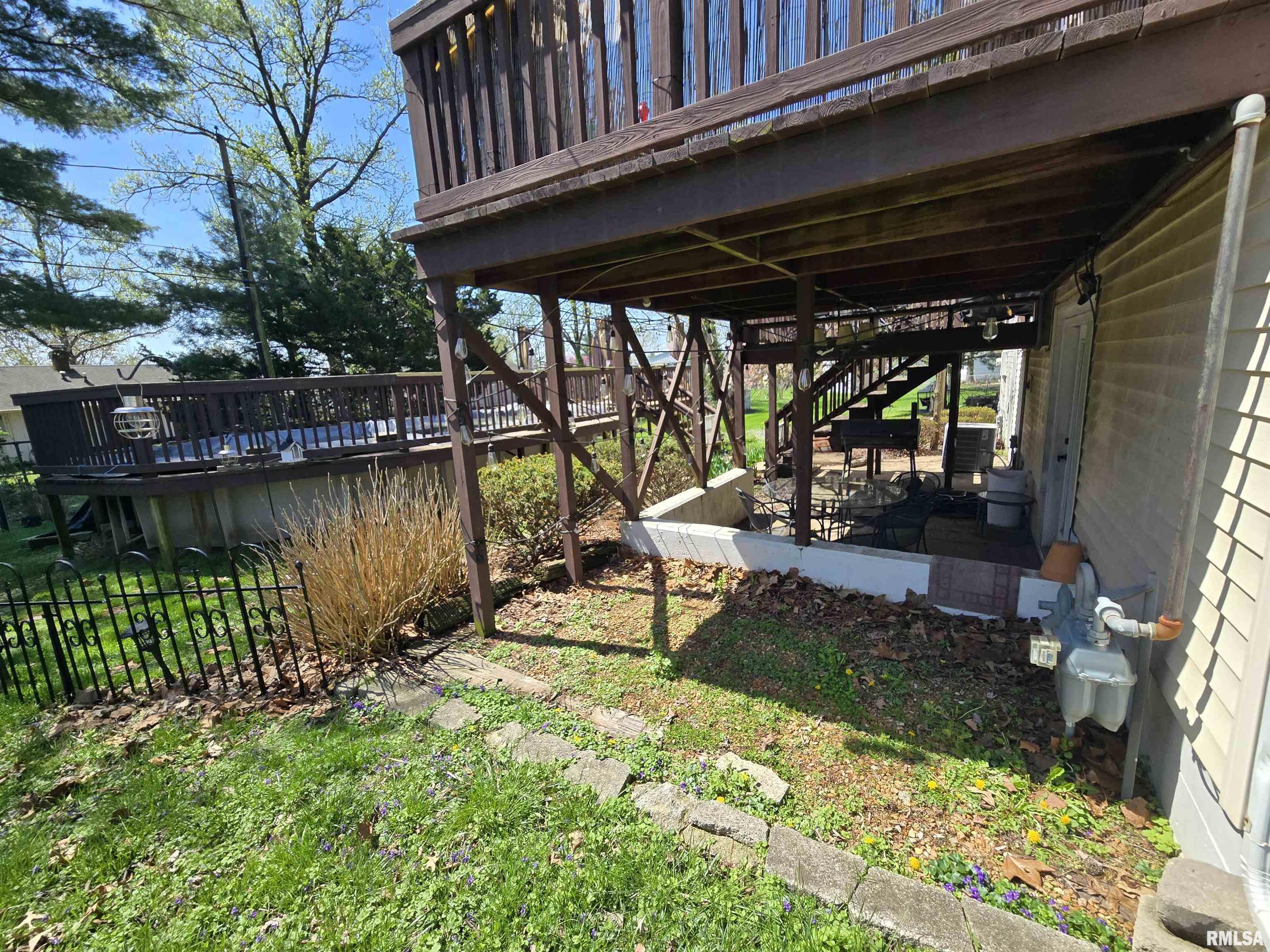 7 Circle Drive Mount Vernon, IL 62864 - Photo 10 of 62