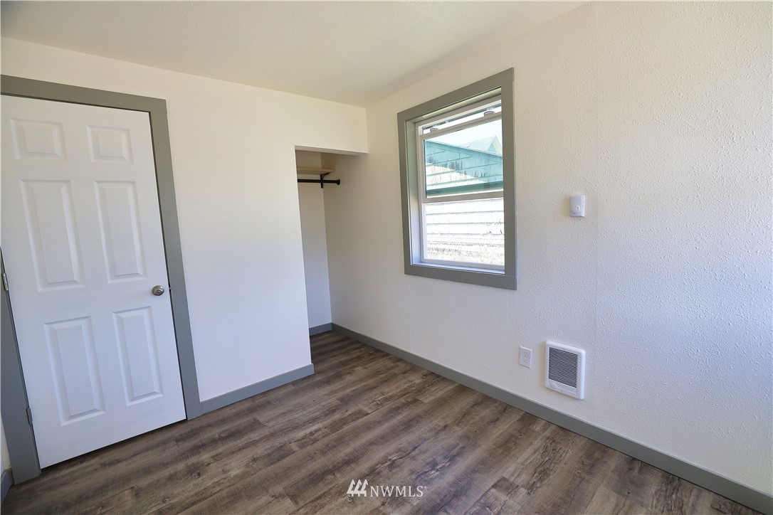 212 F Street Cosmopolis, WA 98537 - Photo 11 of 25 Gallery Image 11
