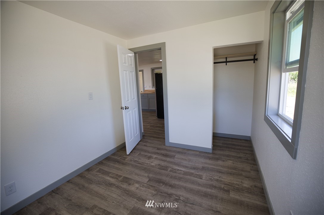 212 F Street Cosmopolis, WA 98537 - Photo 13 of 25 Gallery Image 13