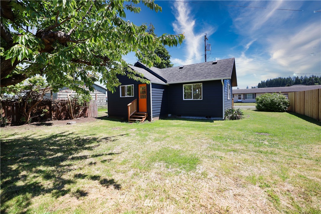 212 F Street Cosmopolis, WA 98537 - Photo 20 of 25 Gallery Image 20