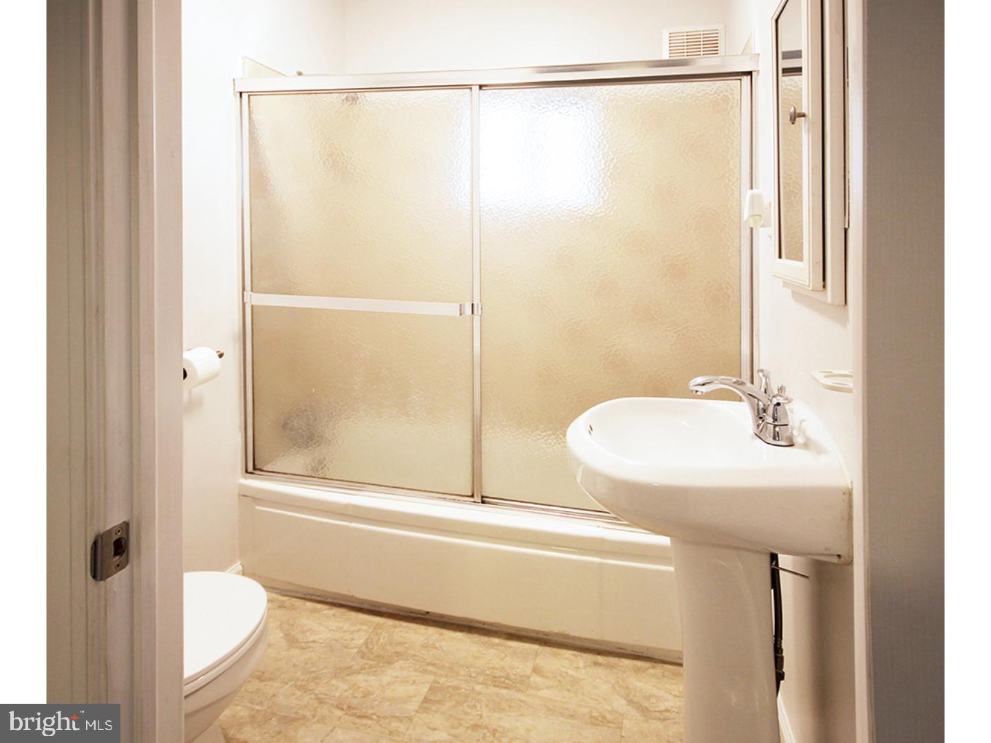 1036 Almonesson Road Deptford, NJ 08093 - Photo 19 of 22