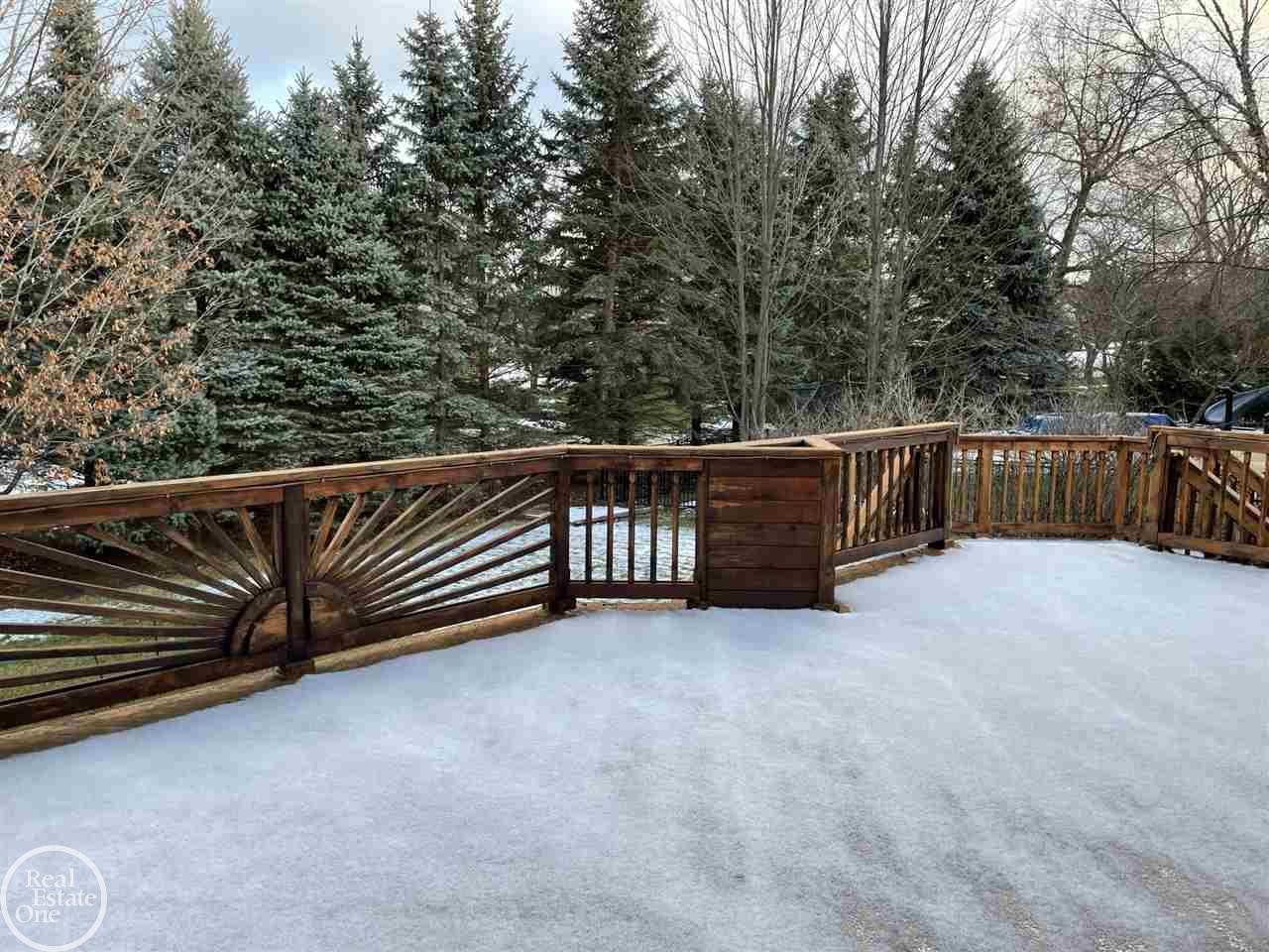 538 Springview Drive Rochester, MI 48307 - Photo 15 of 58 50031002-14.JPG