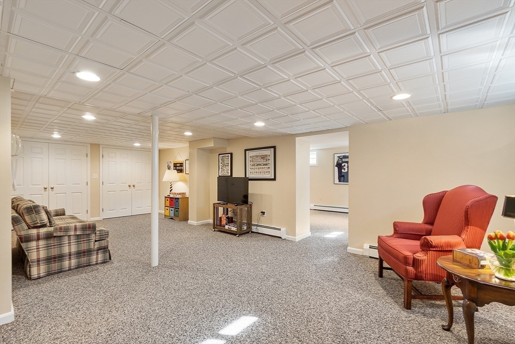 8 Farmland Circle Andover, MA 01810 - Photo 32 of 42