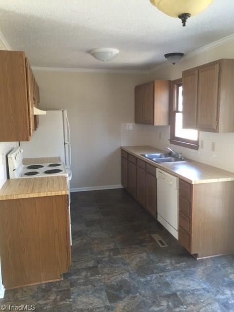 767 Crooked Run Road Rural Hall, NC 27045 - Photo 4 of 10