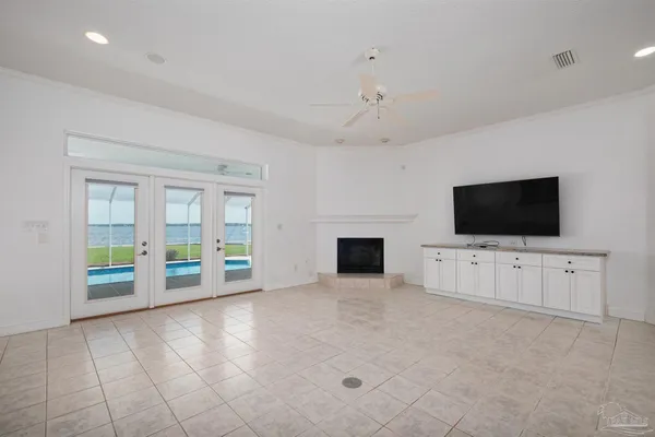 $880,000 | 5450 North Shore Road, Pensacola, FL 32507