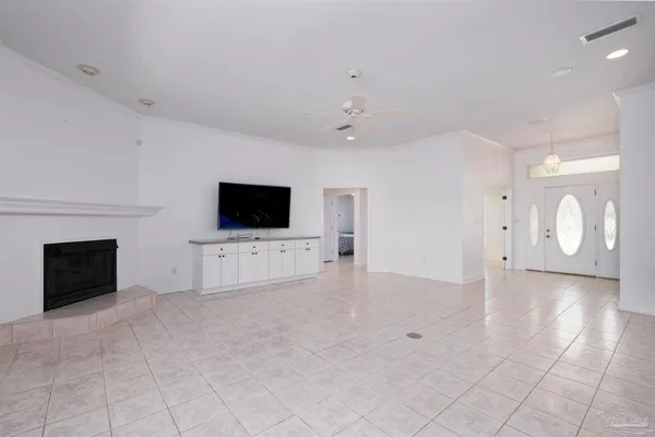 $880,000 | 5450 North Shore Road, Pensacola, FL 32507
