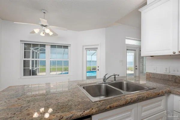 $880,000 | 5450 North Shore Road, Pensacola, FL 32507