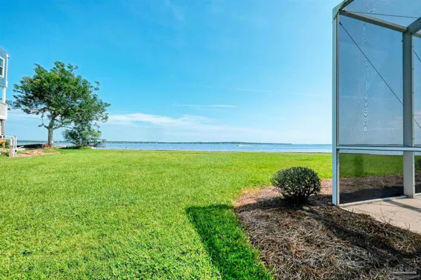 $880,000 | 5450 North Shore Road, Pensacola, FL 32507