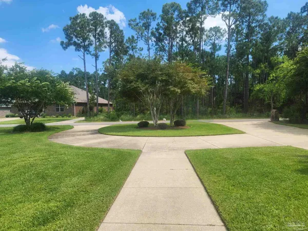 $880,000 | 5450 North Shore Road, Pensacola, FL 32507