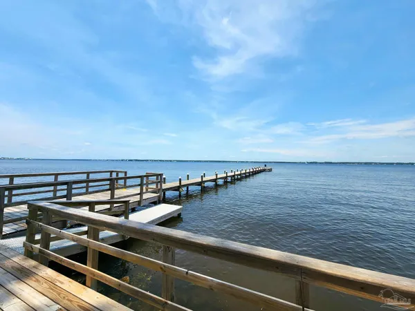 $880,000 | 5450 North Shore Road, Pensacola, FL 32507