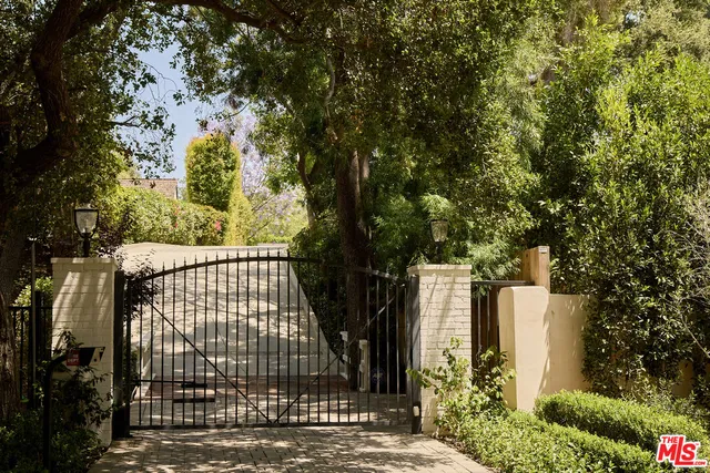 $5,150,000 | 17333 Rancho Street, Encino, CA 91316