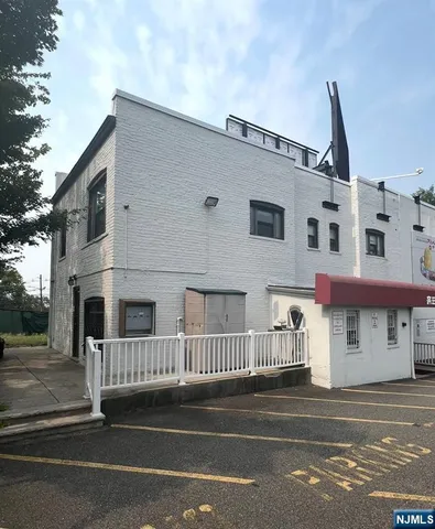 $1,750 | 432 Broad Avenue, Ridgefield, NJ 07657