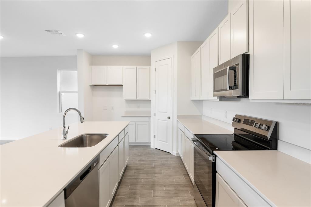 6149 Southwest 64th Terrace Ocala, FL 34474 - Photo 5 of 23