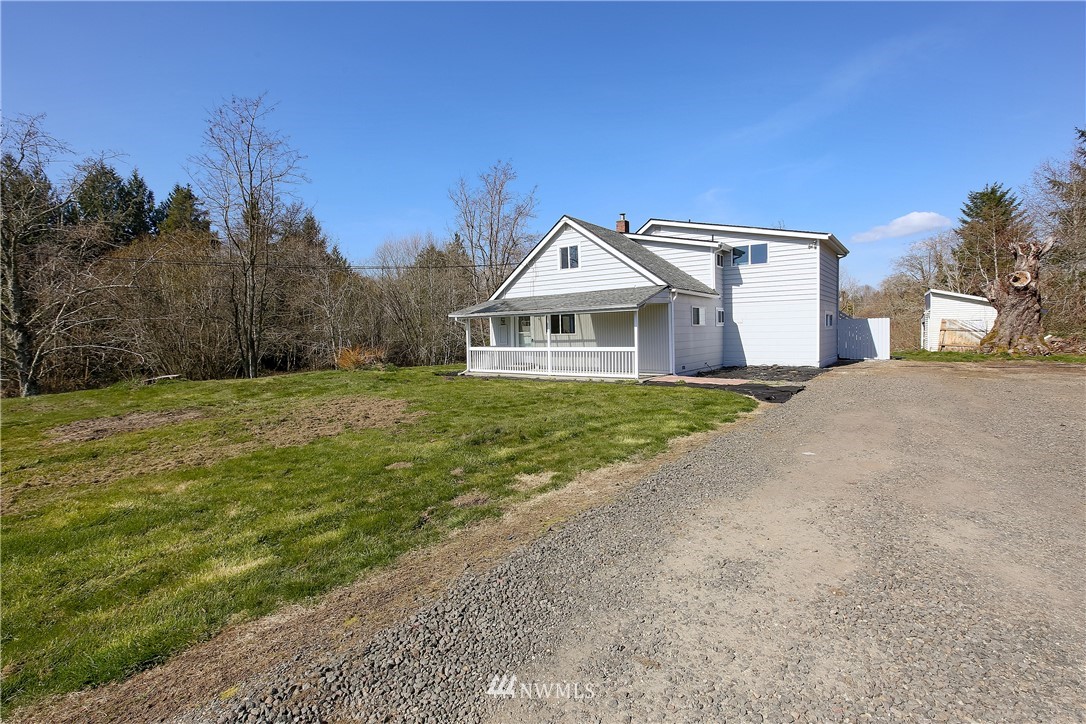 1723 Southeast Fenton Road Port Orchard, WA 98367 - Photo 2 of 35 Gallery Image 2